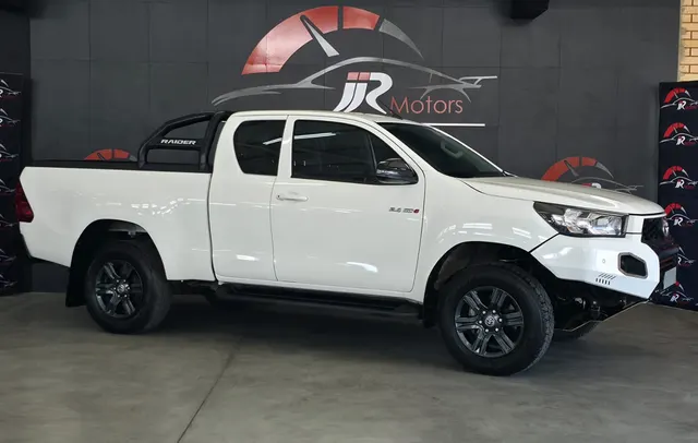 2024 Toyota Hilux 2.4GD-6 Xtra Cab Raider Auto