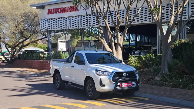 2025 Toyota Hilux 2.4GD-6 Single Cab Raider Manual