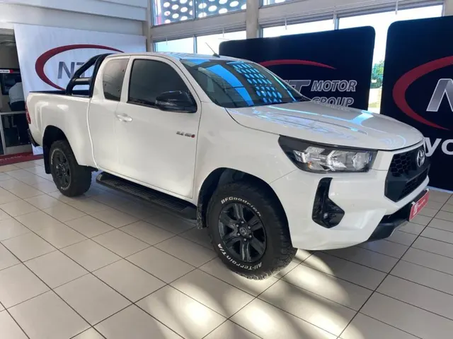 2026 Toyota Hilux 2.4GD-6 Xtra Cab Raider Manual