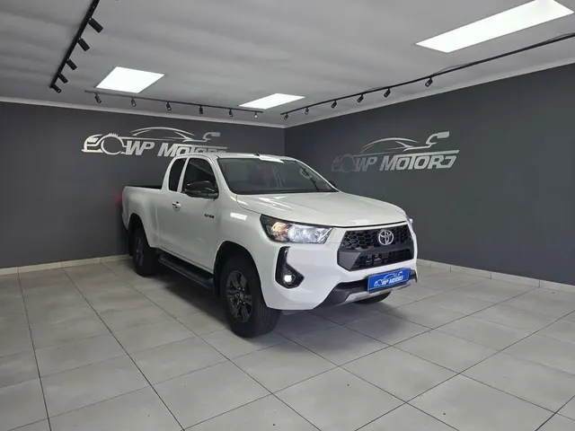 2025 Toyota Hilux 2.4GD-6 Xtra Cab Raider Manual