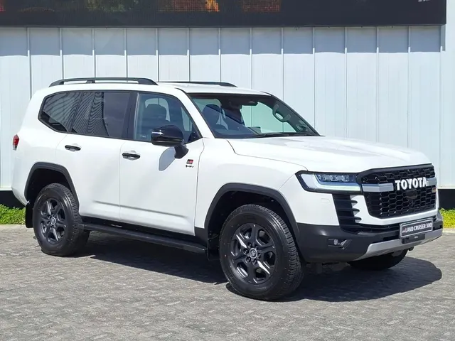2026 Toyota Land Cruiser 300 3.5T HEV GR-Sport