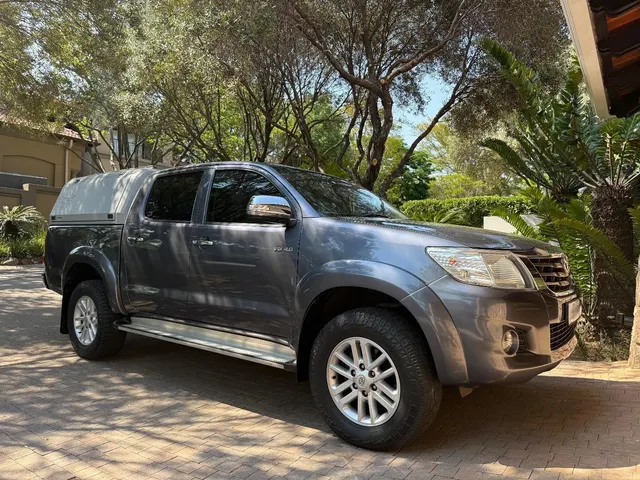 2012 Toyota Hilux 4.0 V6 Double Cab 4x4 Raider
