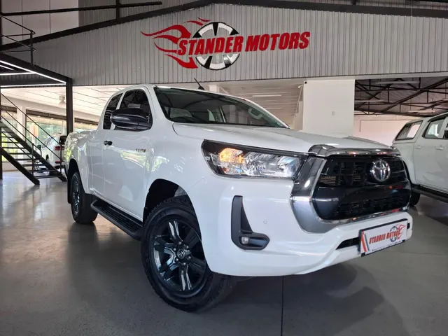 2023 Toyota Hilux 2.4GD-6 Xtra Cab Raider Auto