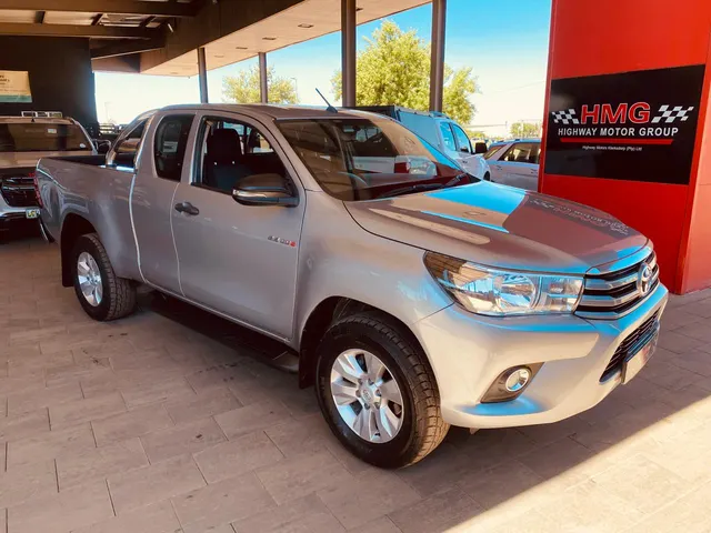 2017 Toyota Hilux 2.4GD-6 Xtra cab SRX