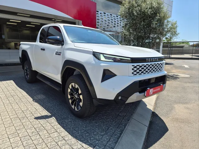 2026 Toyota Hilux 2.8GD-6 Xtra Cab Raider X