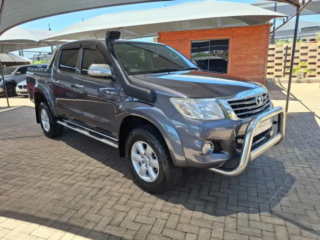 2012 Toyota Hilux 4.0 V6 Double Cab 4x4 Raider Heritage Edition