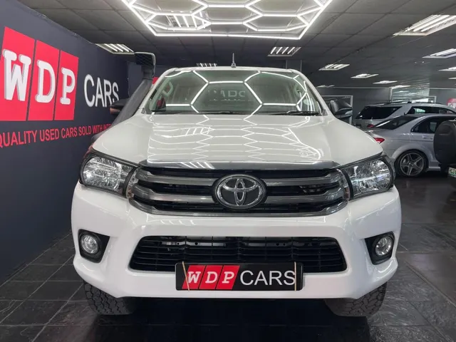 2017 Toyota Hilux 2.4GD-6 Xtra cab SRX