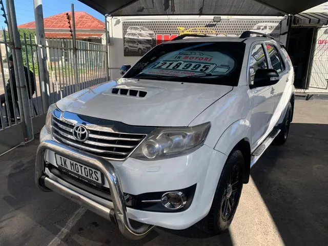 2015 Toyota Fortuner 3.0D-4D Limited Auto