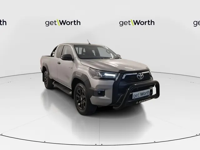 2021 Toyota Hilux 2.8GD-6 Xtra Cab Legend Auto