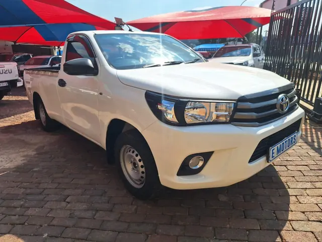 2022 Toyota Hilux 2.4GD S (Aircon)