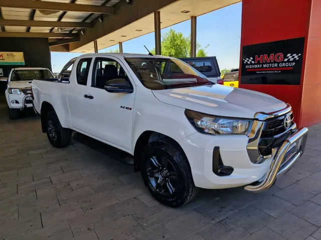 2022 Toyota Hilux 2.4GD-6 Xtra Cab Raider Auto