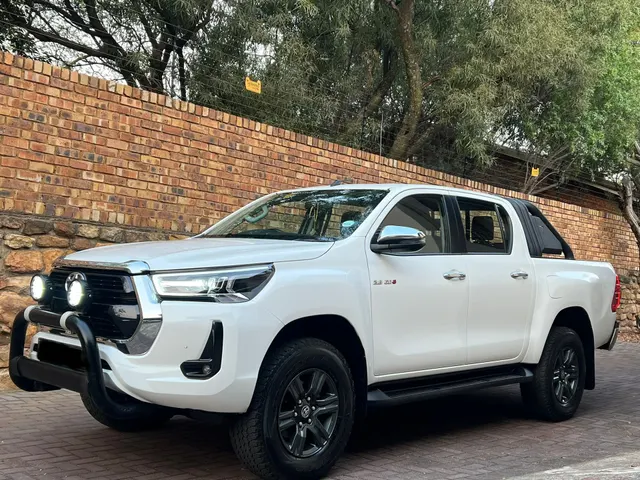 2022 Hilux 2.8 auto 4x4