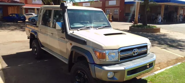 2016 Toyota Land Cruiser 79 4.5D D/C