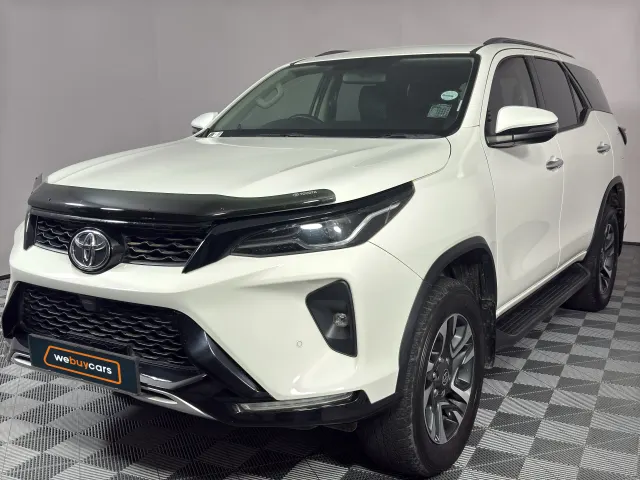 2024 Toyota Fortuner 2.4gd-6 R/B