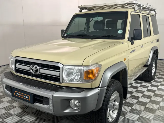 2010 Toyota Land Cruiser 70 Series 76 4.2d Station Wagon