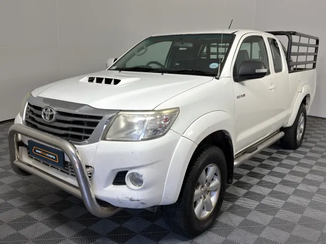 2013 Toyota Hilux 3.0d-4d Raider Xtra CAB Pick Up Single Cab