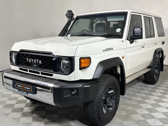 2025 Toyota Land Cruiser 70 Series 76 2.8 Gd-6 Station Wagon