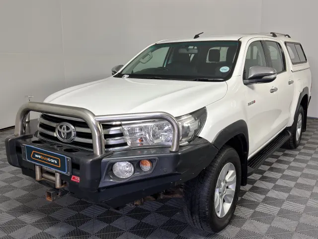 2016 Toyota Hilux 2.8 Gd-6 Raider 4x4 Auto Pick Up Double Cab