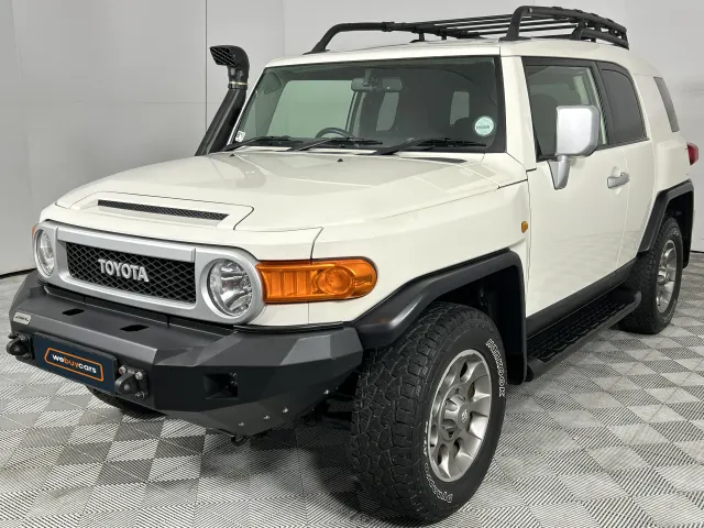 2011 Toyota Land Cruiser FJ 4.0 V6 Cruiser