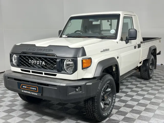 2024 Toyota Land Cruiser 79 2.8 Gd-6 Pick Up Single Cab Auto