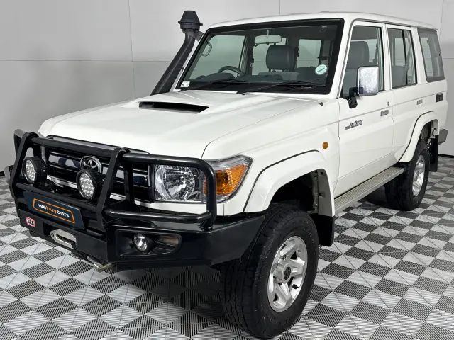 2020 Toyota Land Cruiser 70 Series 76 4.5d V8 Station Wagon