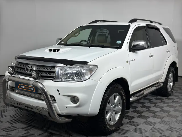 2011 Toyota Fortuner 3.0d-4d R/B