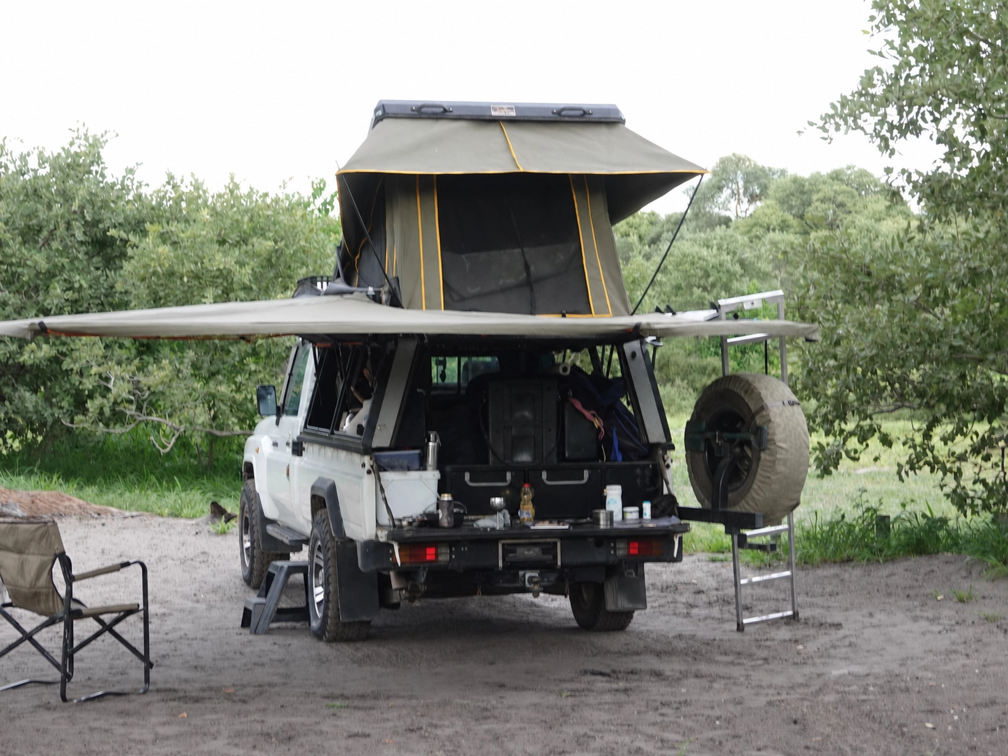 2009 79 Series Land Cruiser Single Cab (Extras Included)