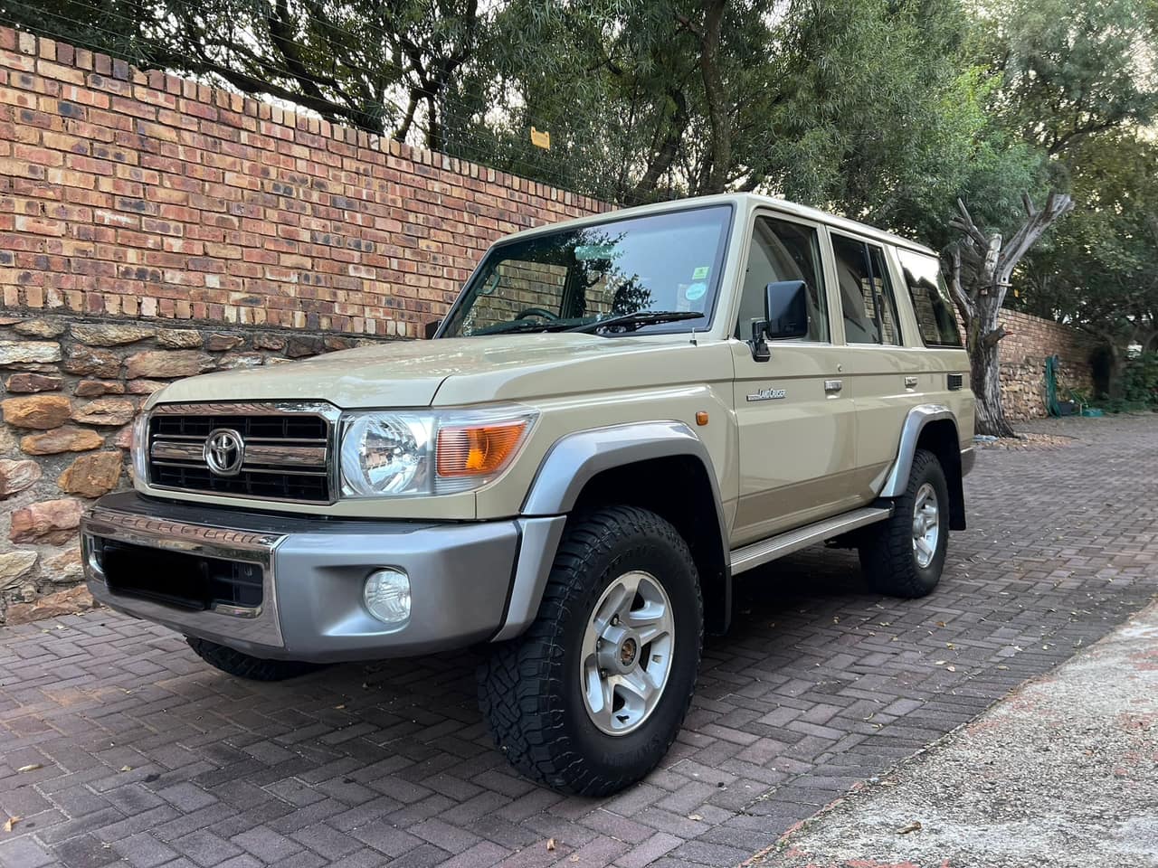 2014 4.2 Land cruiser 76