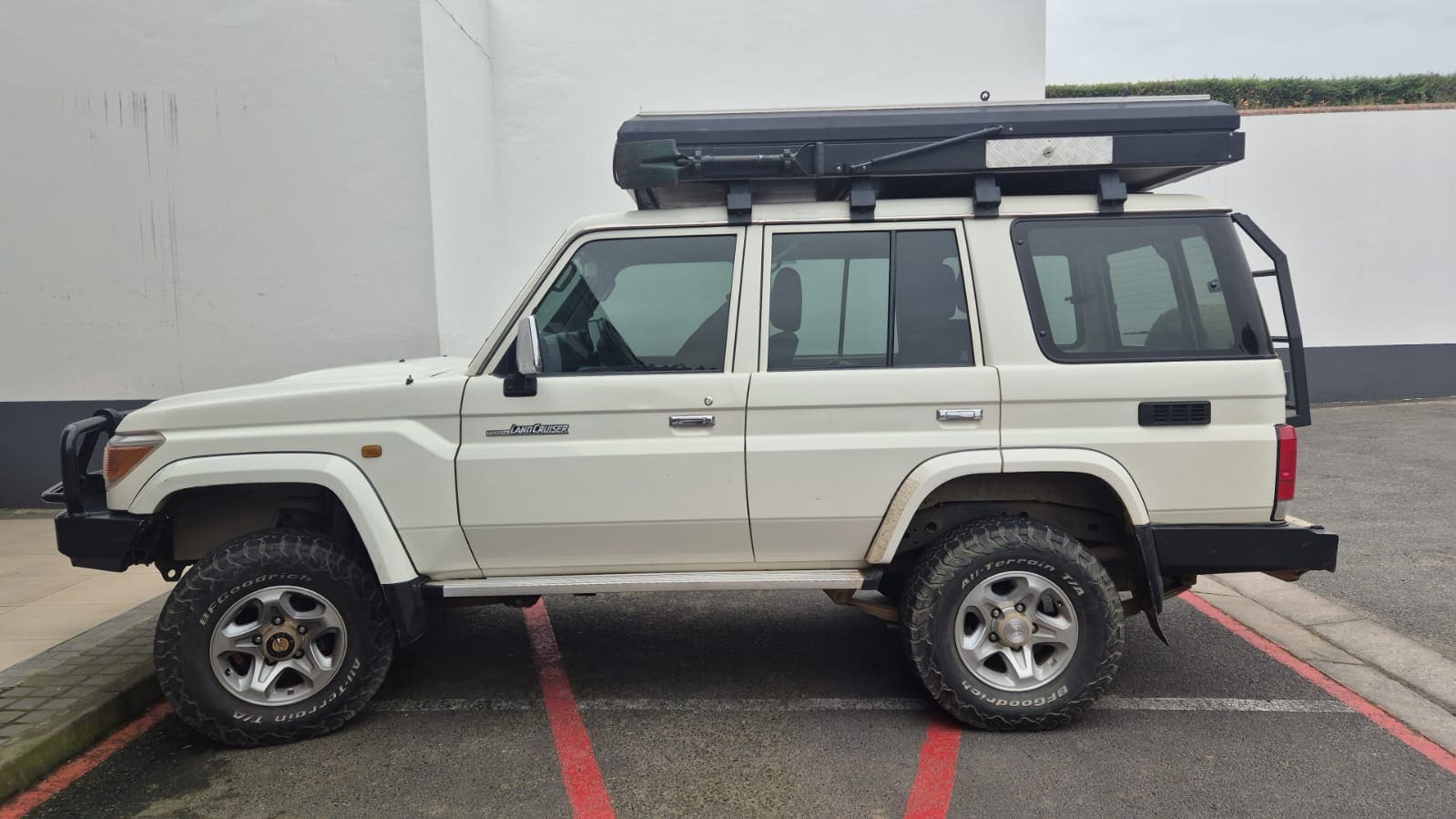 2013 Land Cruiser 76 S/W
