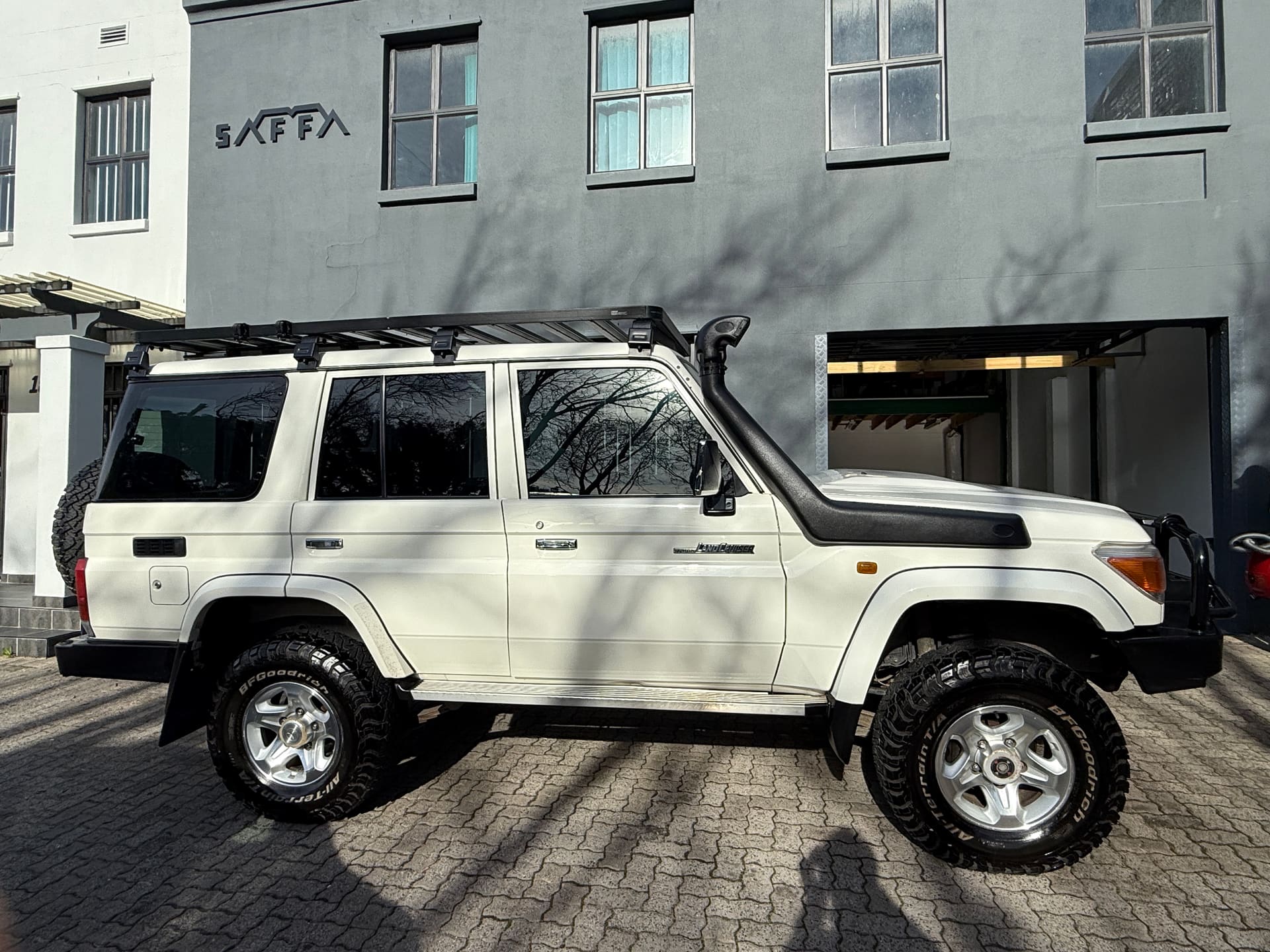 2015 Toyota Land Cruiser 76 4.5d V8 Station Wagon