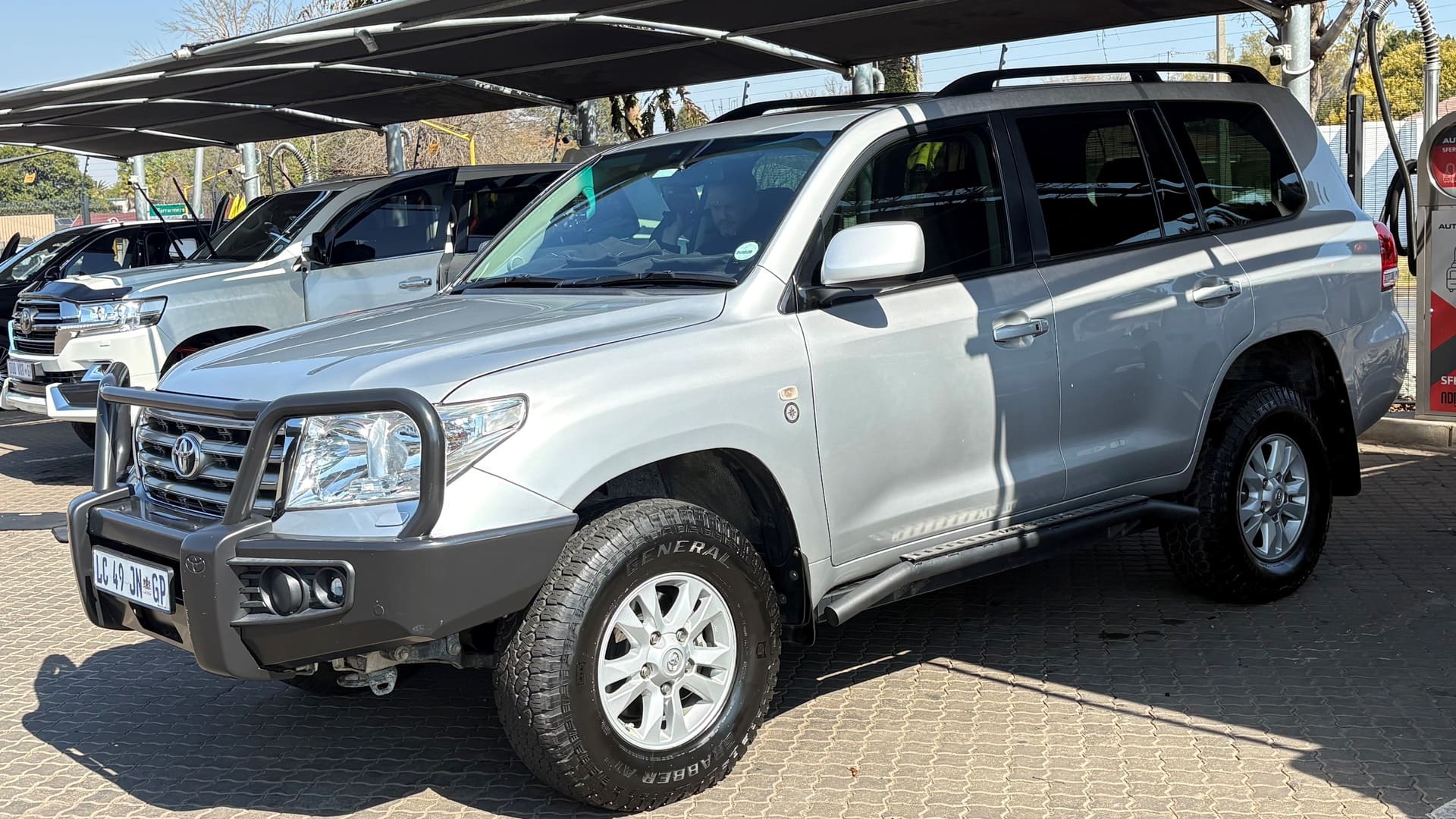 2007 200 VX 4.7 V8